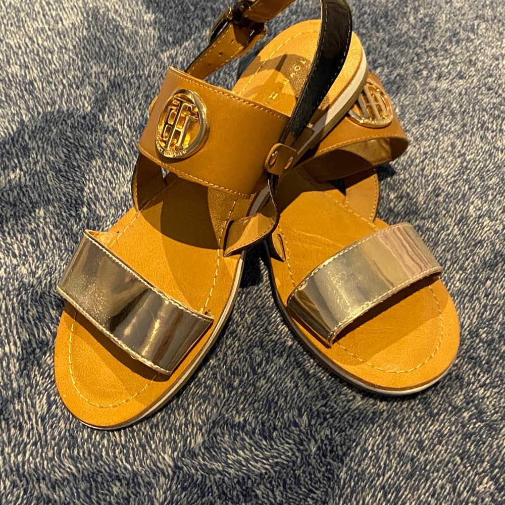 Tommy Hilfiger Sandals Size. 6 Brand new.